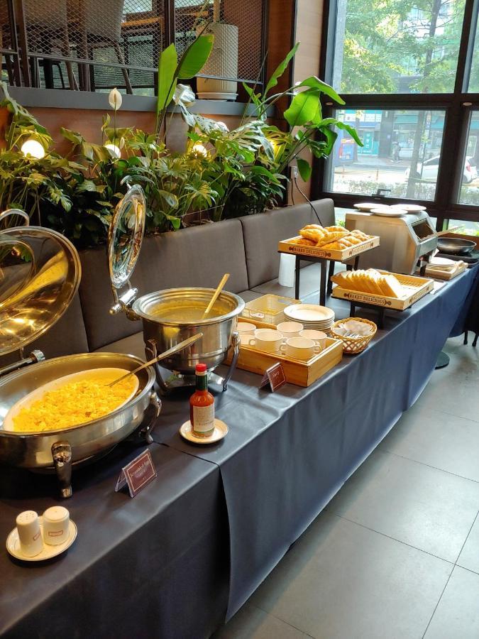 Hotel Icc Daejeon Esterno foto